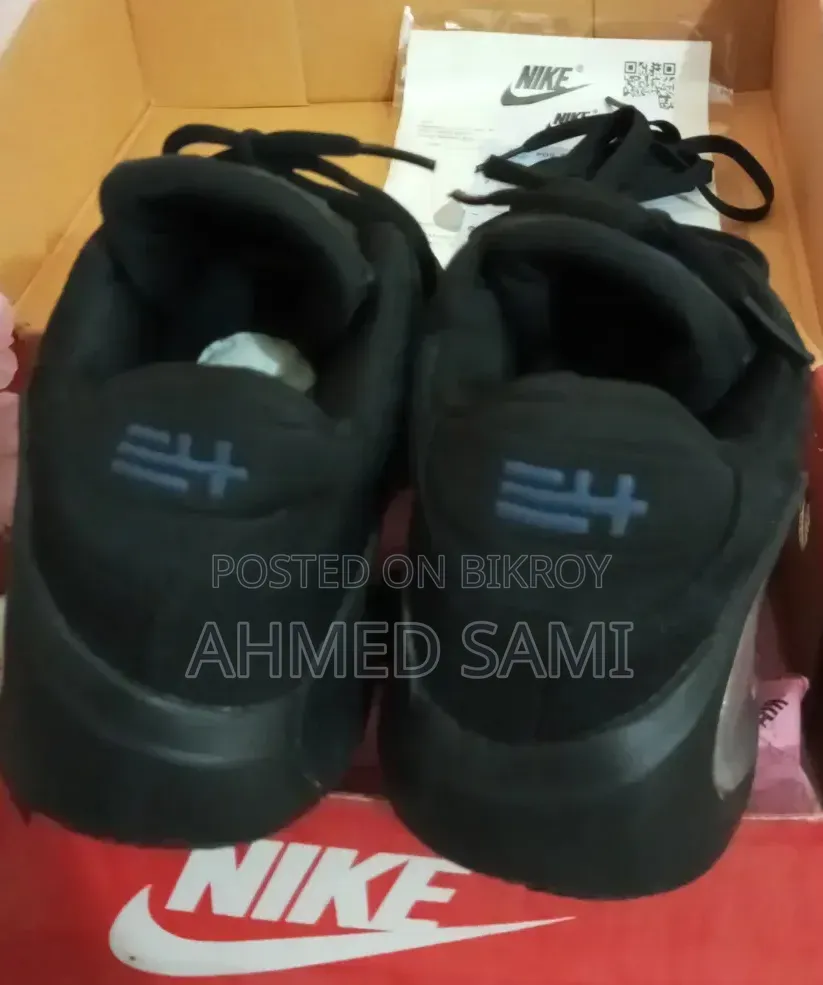 UK Nike Zoom Freak 1 Black