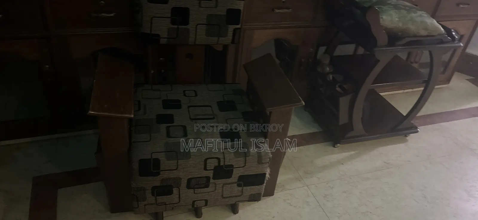 Sofa 1 Chair