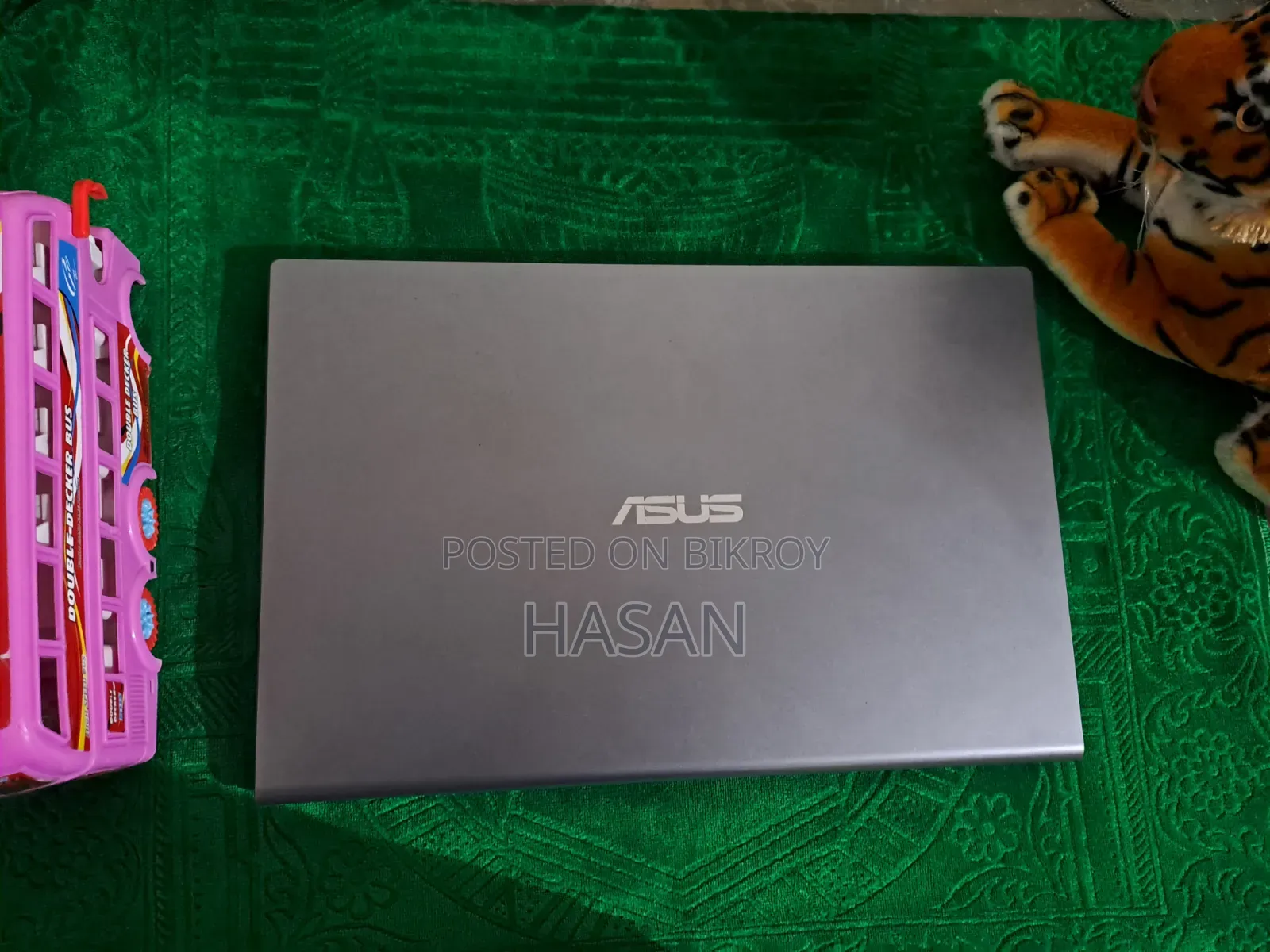 Laptop ASUS VivoBook X540SA 20GB Intel Core I3 HDD+SSD 1T