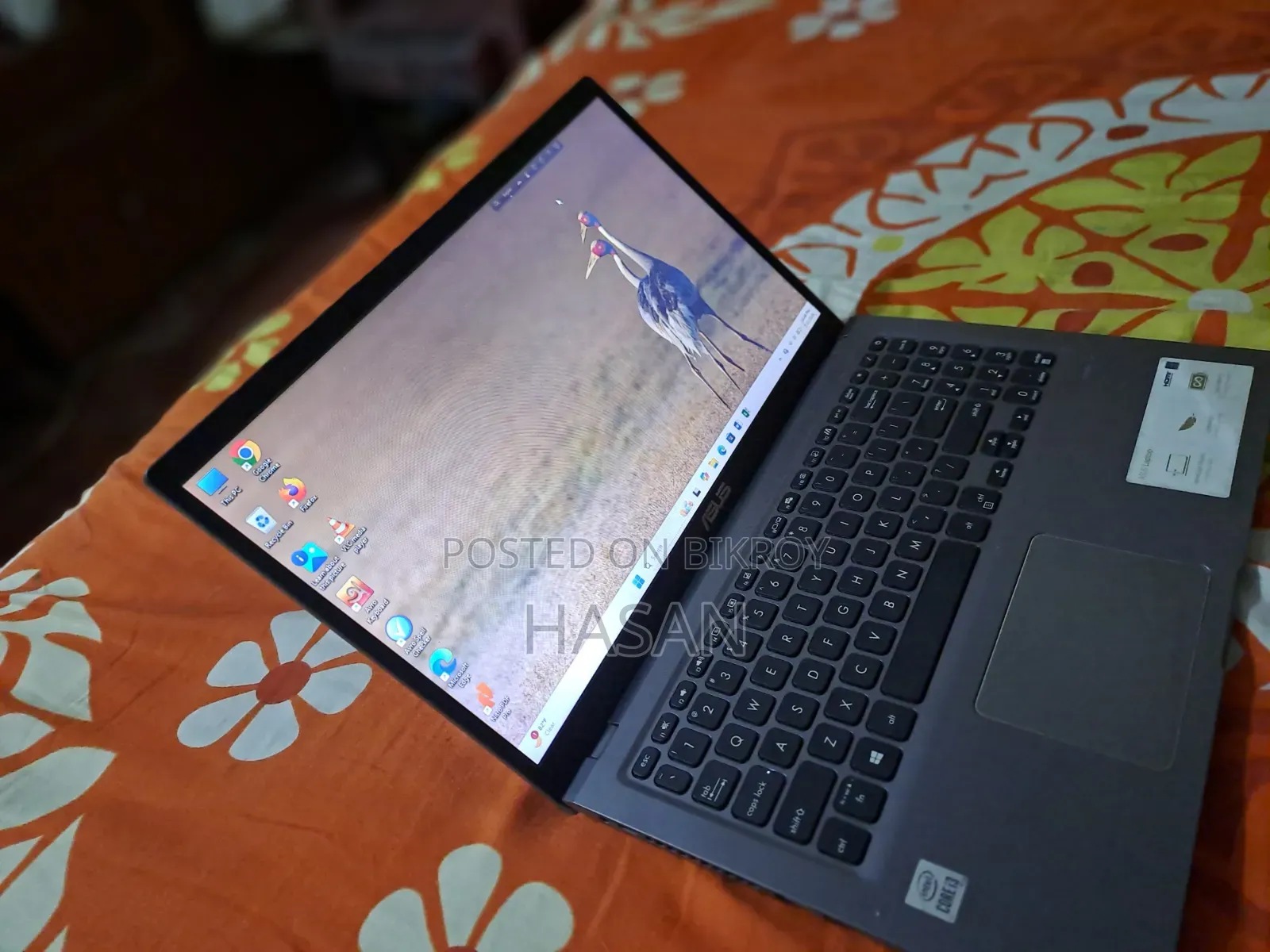 Laptop ASUS VivoBook X540SA 20GB Intel Core I3 HDD+SSD 1T