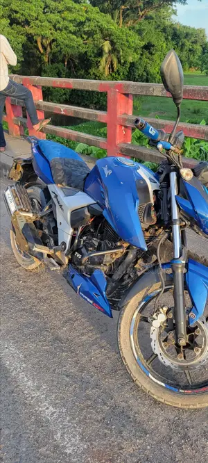 TVS Apache RTR 160 4V 2026 Blue