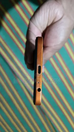 New Infinix Smart 20 128 GB Orange
