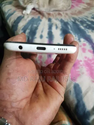 Samsung Galaxy A20e 32 GB White
