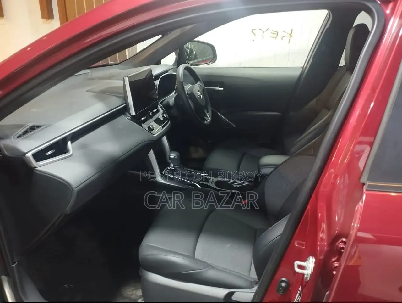 Toyota Corolla Cross L 2WD 2024 Maroon