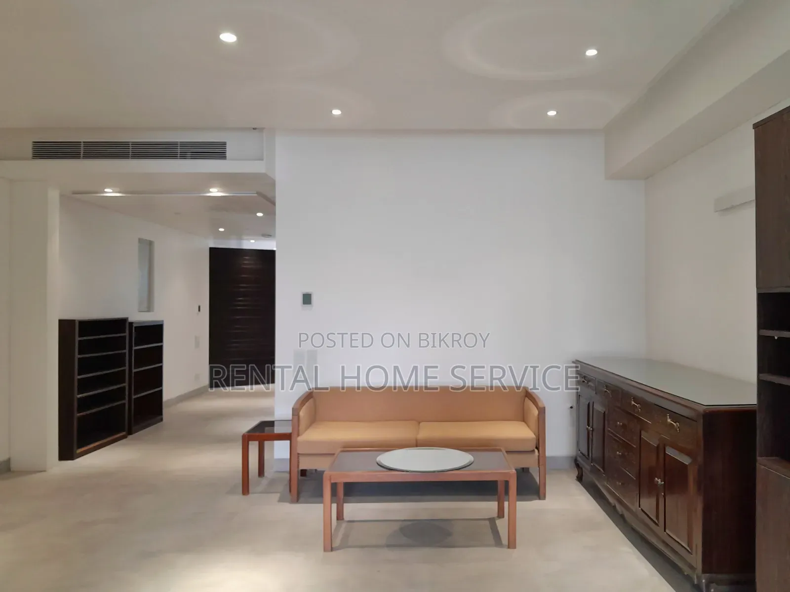 3 Bedroom Apartment in Semi Furnished for Rent