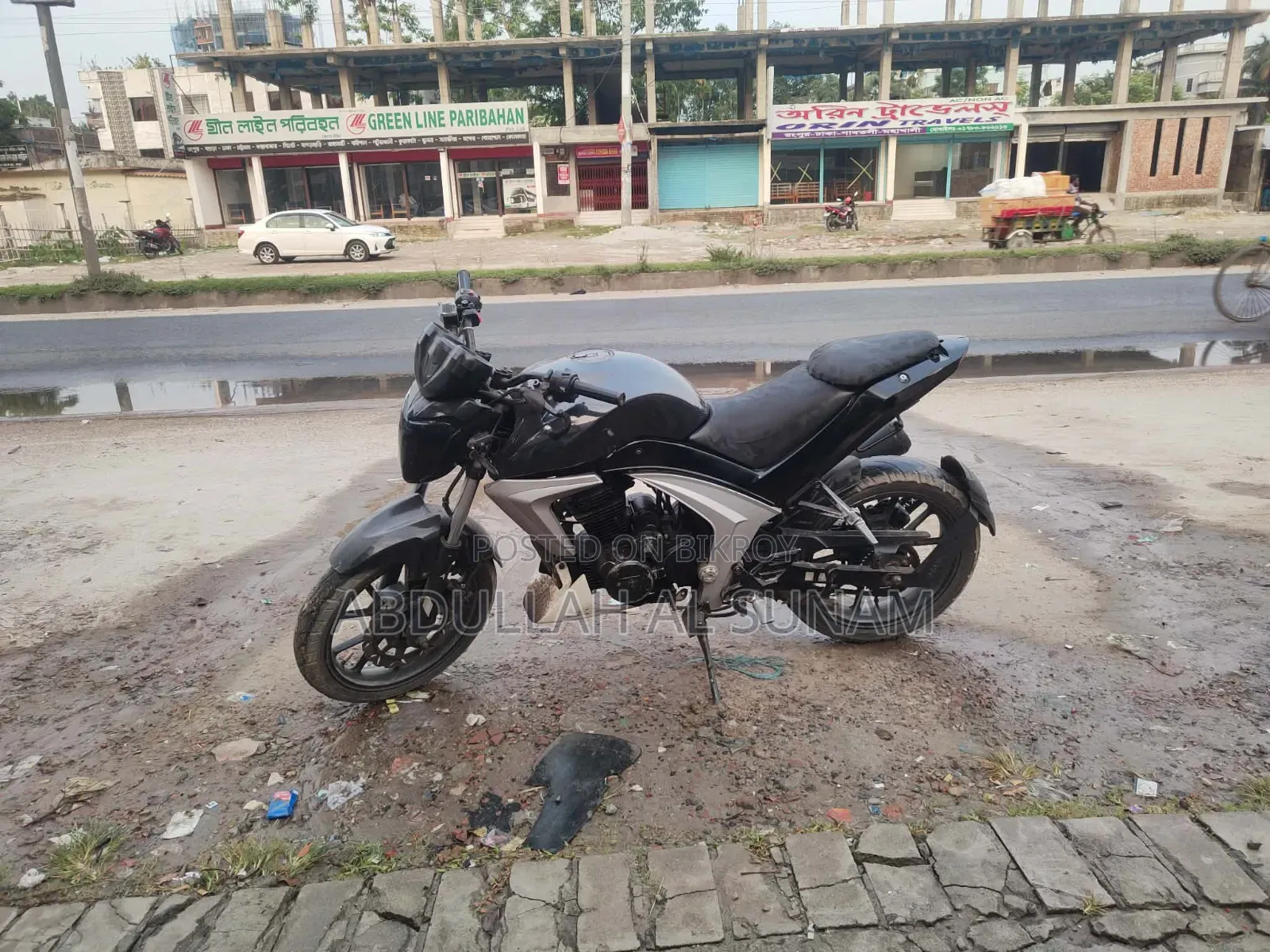 মোটরসাইকেল ২০১৩ ব্ল্যাক