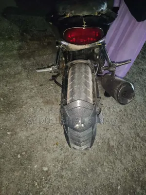 মোটরসাইকেল ২০১৩ ব্ল্যাক