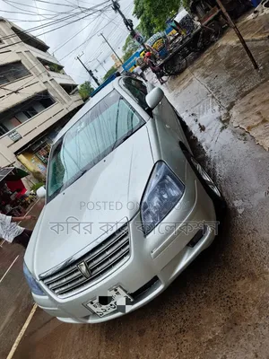 টয়োটা প্রমিও ২০০৬ সিলভার