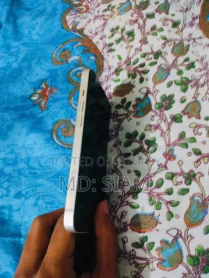 Apple iPhone 13 128 GB White