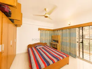 উত্তরায় ভাড়ার জন্য আসবাবপত্রসহ ৩ বেডরুমের অ্যাপার্টমেন্ট