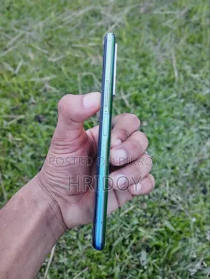 Vivo Y53s 128 GB