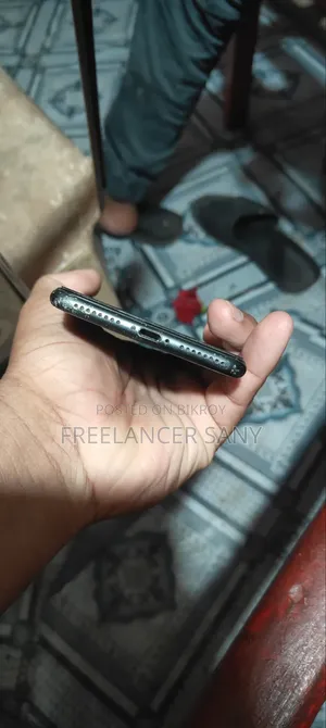 Apple iPhone 8 Plus 64 GB Black