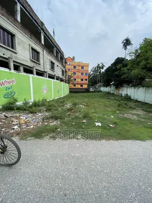 নীলফামারীর ডাকবাংলো সড়কে জমি বিক্রয়