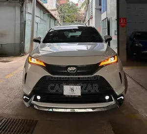 Toyota Harrier 2.0 2020 White
