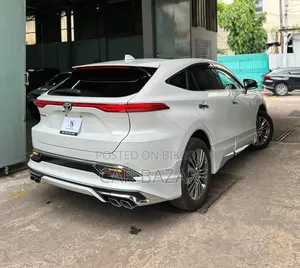 Toyota Harrier 2.0 2020 White