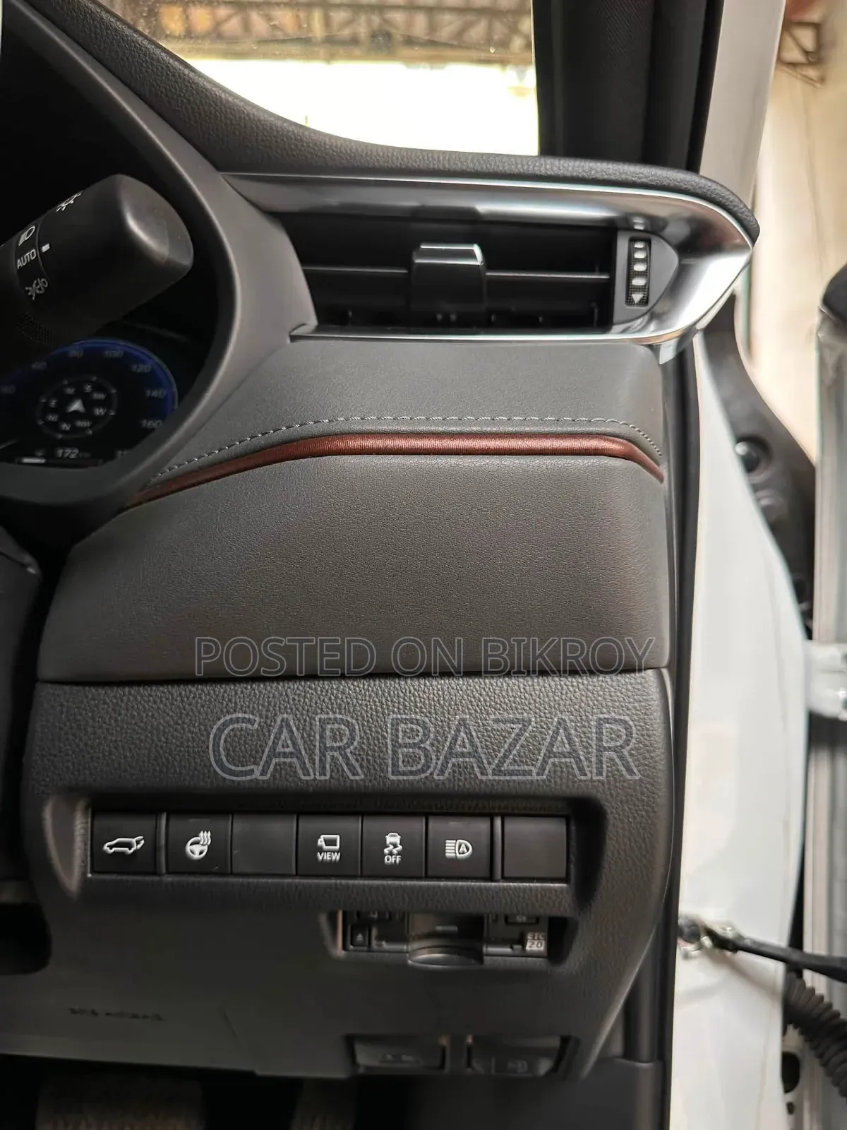 Toyota Harrier 2.0 2020 White