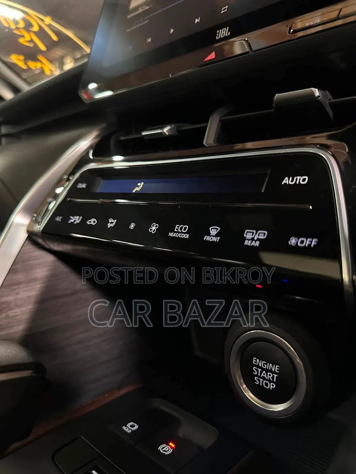 Toyota Harrier 2.0 2020 White