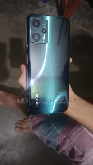রিয়েলমি ৯ প্রো ১২৮ জিবি নীল