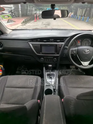 টয়োটা অ্যারিস ২০১২ লাল
