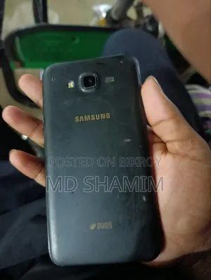 Samsung Galaxy J7 16 GB Black