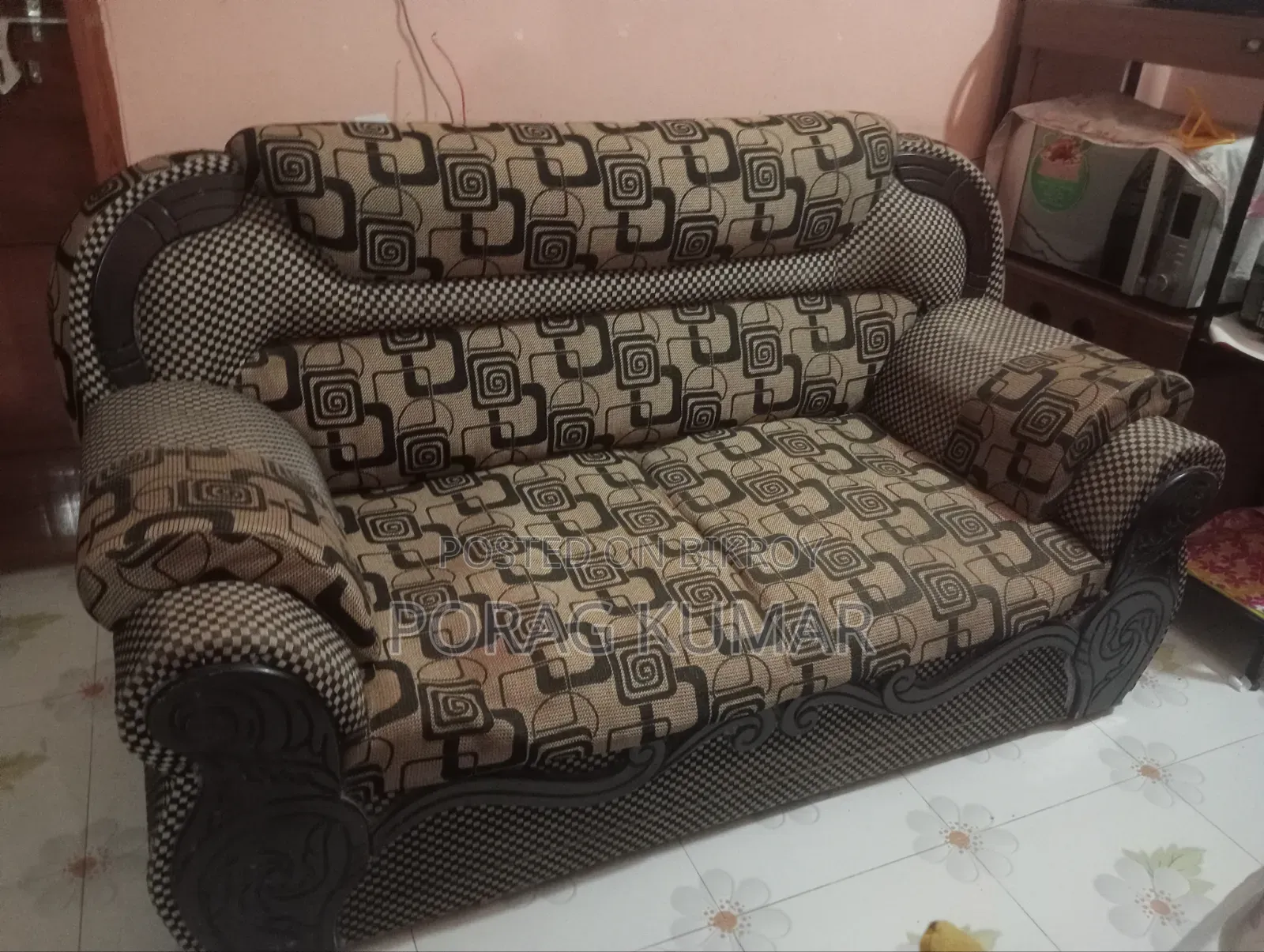 Premium Quality Used Sofa