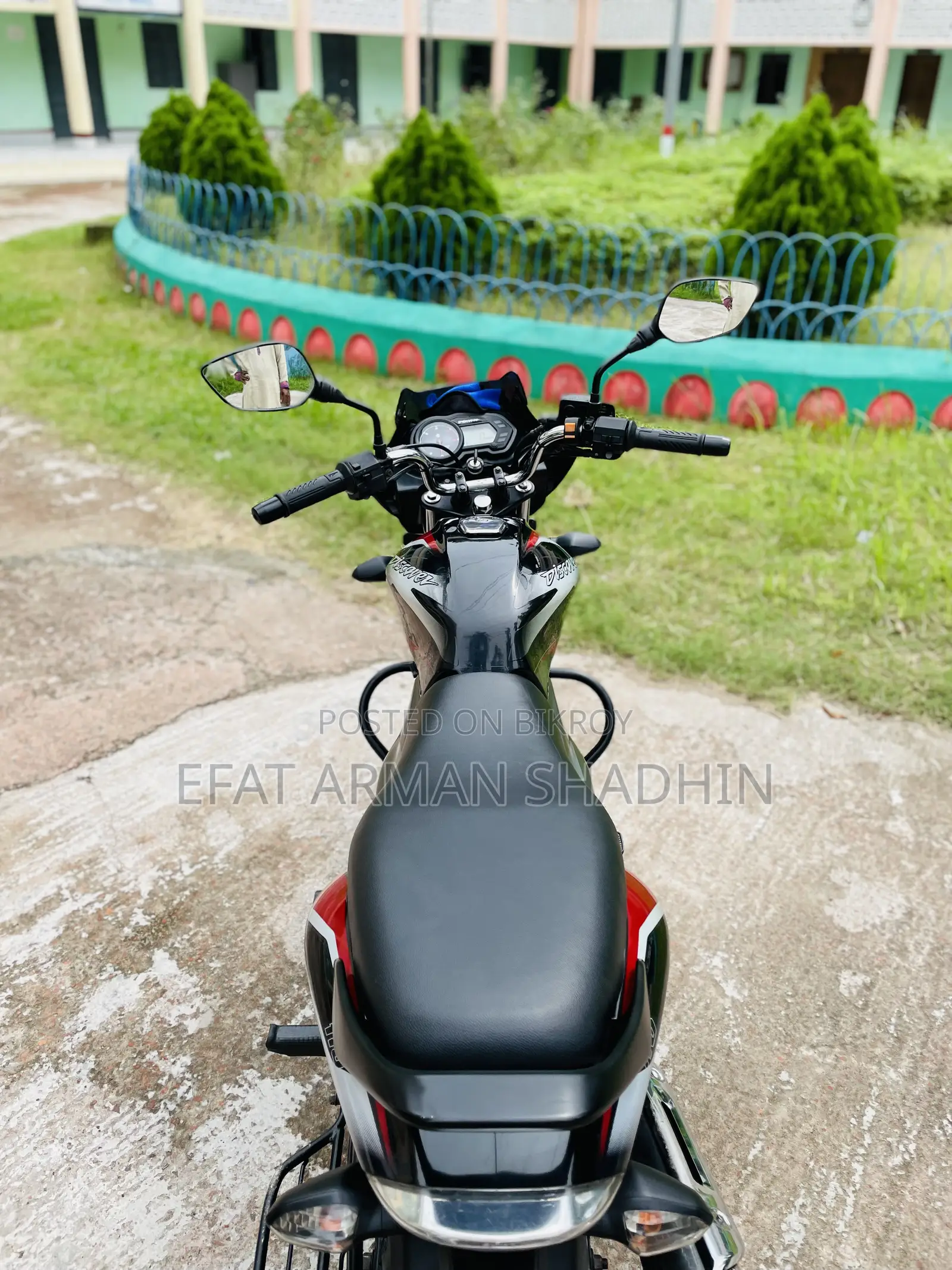 Bajaj Discover 110 2021 Black