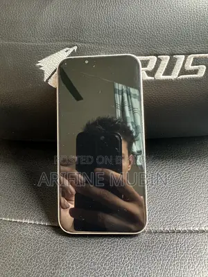 Apple iPhone 13 128 GB