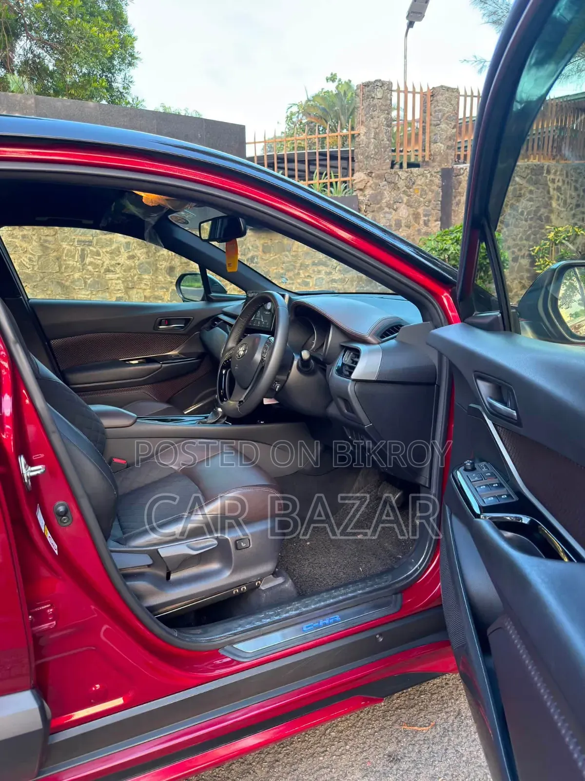 Toyota C-HR Limited FWD 2019 Maroon