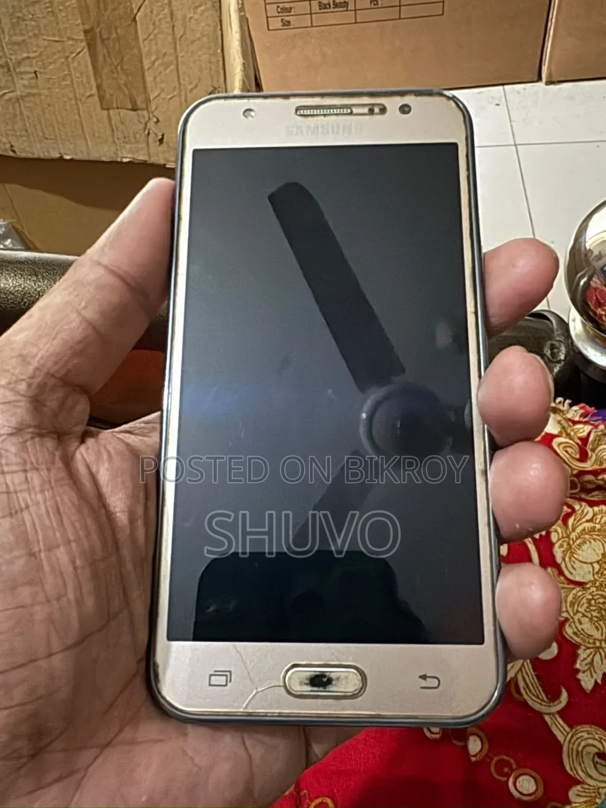 Samsung Galaxy J5 8 GB Gold