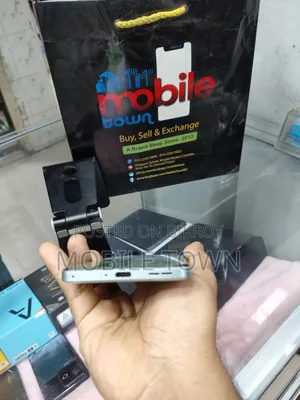 ওয়ানপ্লাস নর্ড সিই৪ ২৫৬ জিবি গ্রিন