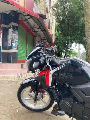 TVS Apache RTR 160 2V 2022 Black