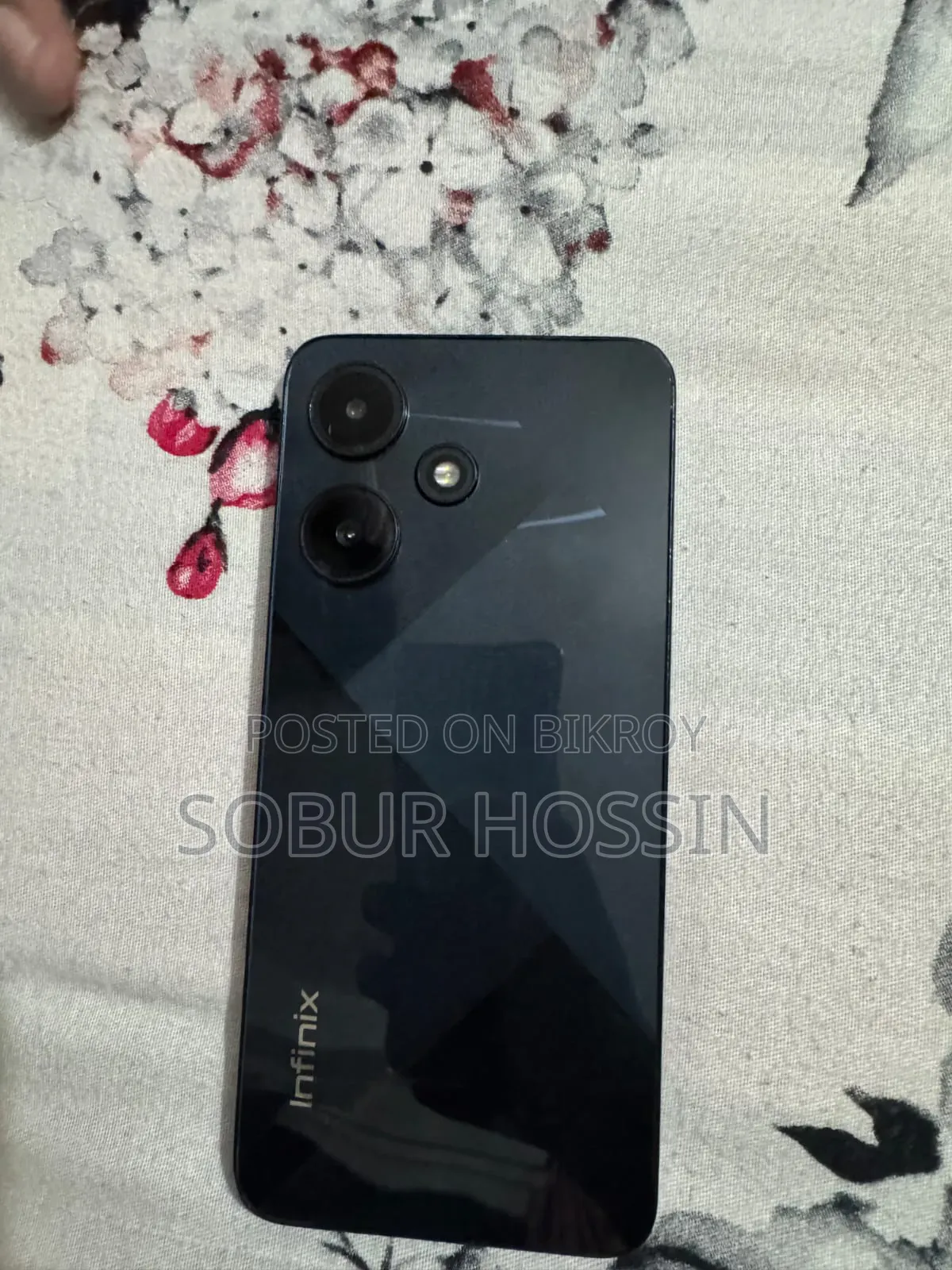 Enix 4 GB Black