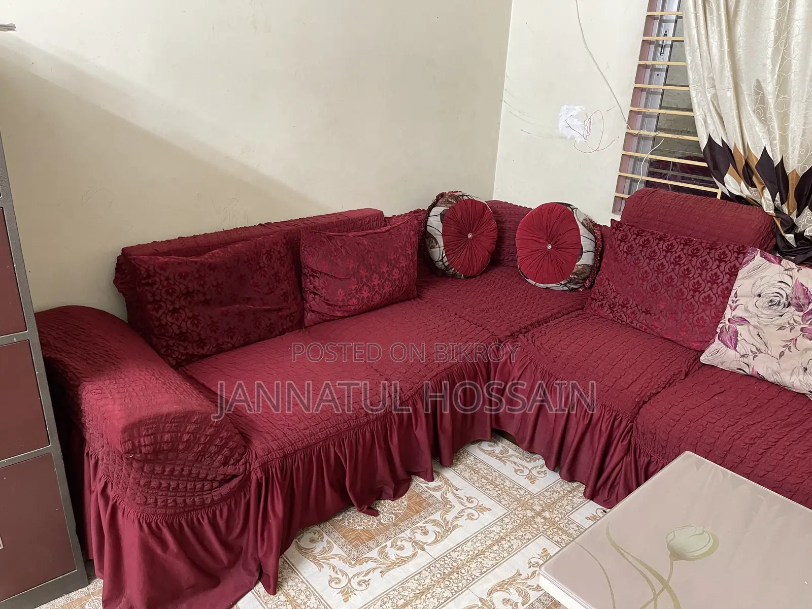 ৫ সিটের সোফা এবং টি-টেবিল