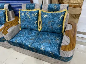 ২ ২ ১ সোফা ৫ সিটের বাজেট ফ্রেন্ডলি