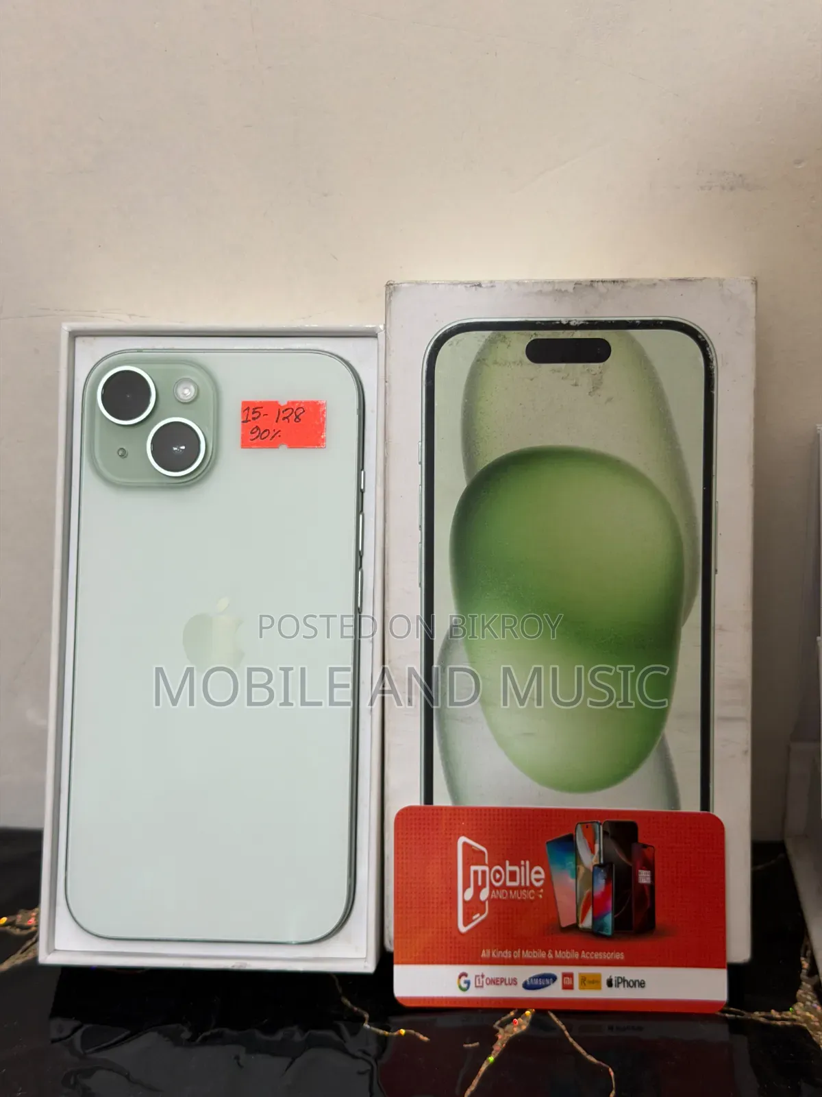 Apple iPhone 15 128 GB Green