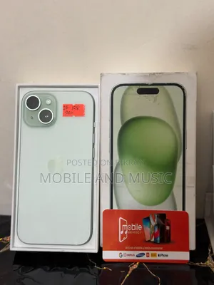 Apple iPhone 15 128 GB Green