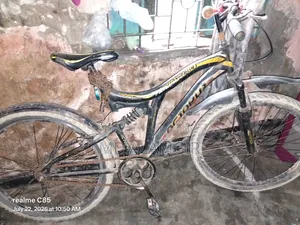মোটরসাইকেল ২০২৫ কালো