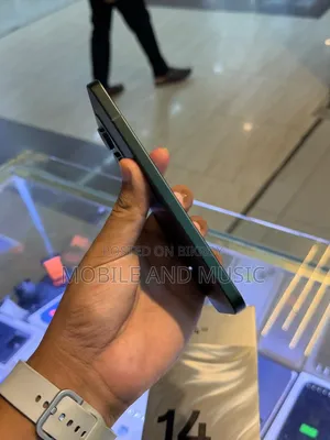 ওপ্পো রেনো ২৫৬ জিবি গ্রিন