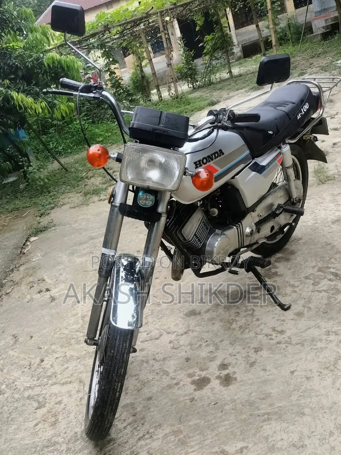 হোন্ডা ১৯৮৬ সিলভার