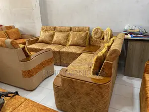 মিনি কর্নার সোফা ৫ সিট সাথে ১ কর্নার