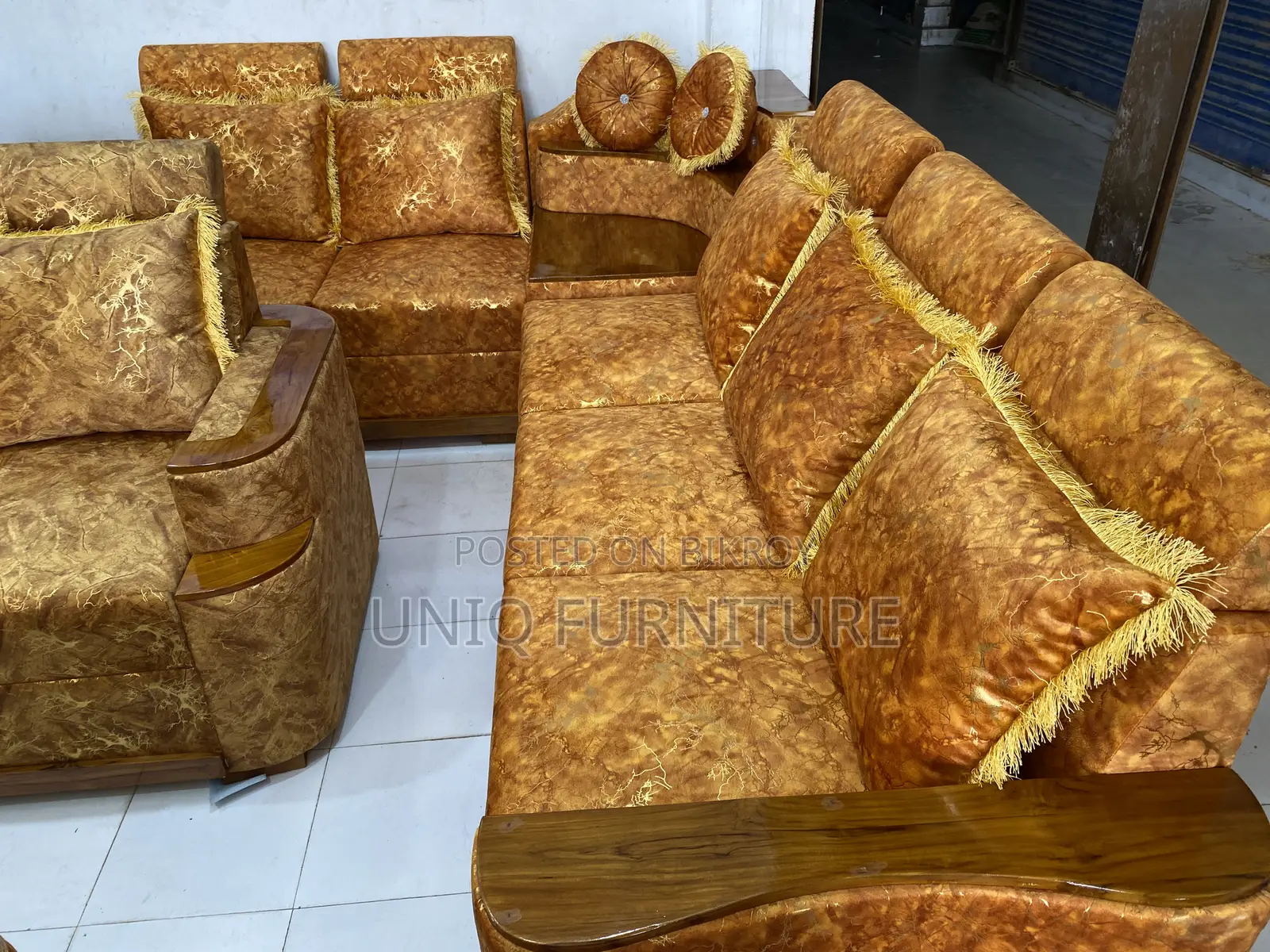 মিনি কর্নার সোফা ৫ সিট সাথে ১ কর্নার