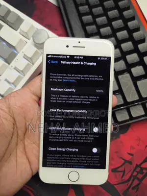 Apple iPhone 8 64 GB White
