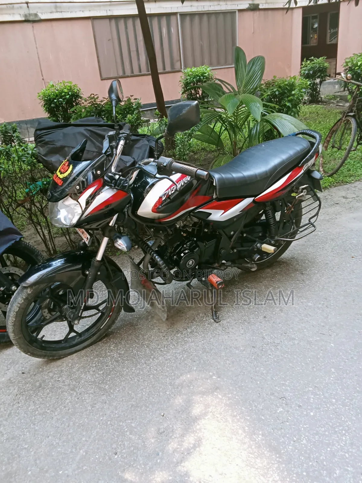 Bajaj Discover 125 2023 Black