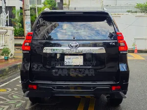 Toyota Land Cruiser Prado 2.7 2022 Black