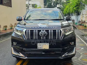 Toyota Land Cruiser Prado 2.7 2022 Black