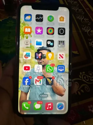 Apple iPhone XR 64 GB Red
