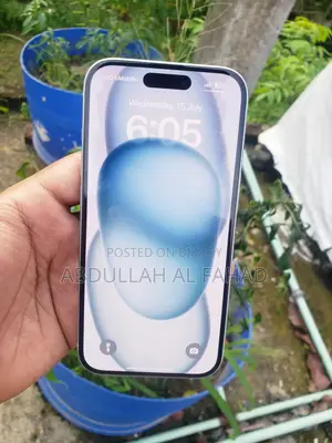 New Apple iPhone 15 128 GB Blue