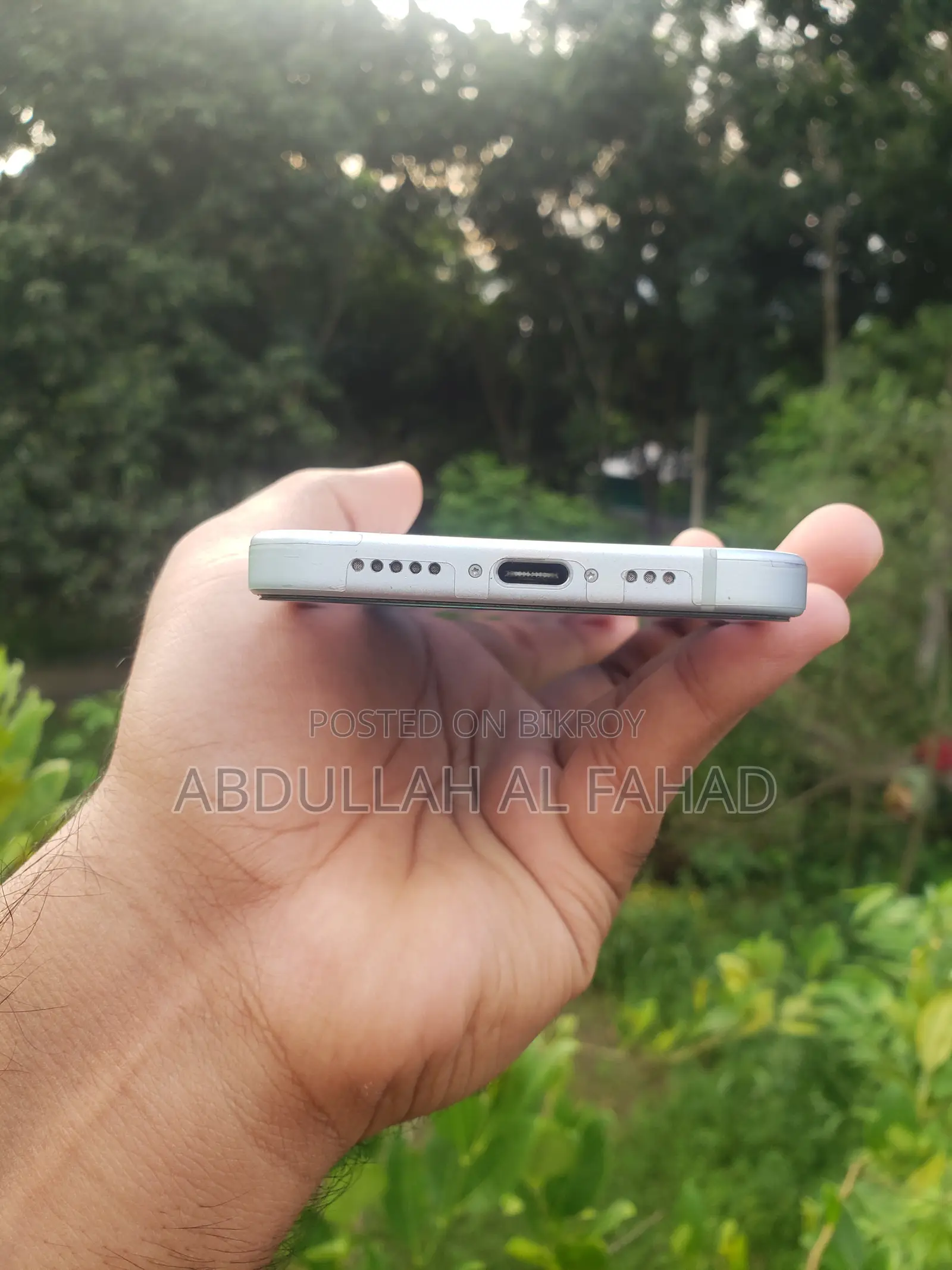 New Apple iPhone 15 128 GB Blue