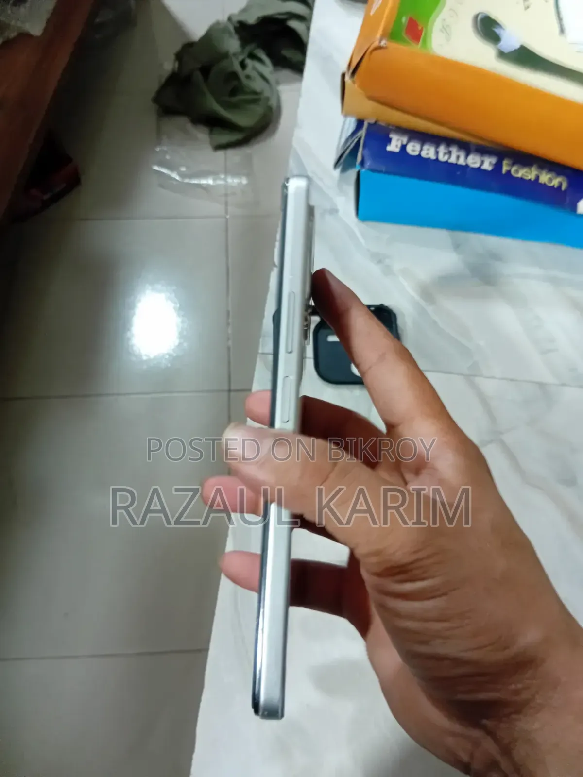 iQOO Z9x 128 GB White