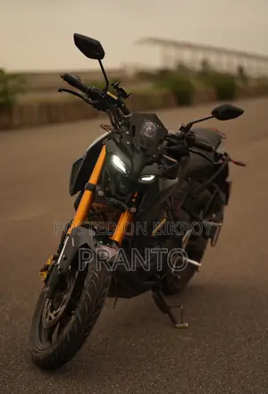 ইয়ামাহা ২০২৩ ব্ল্যাক